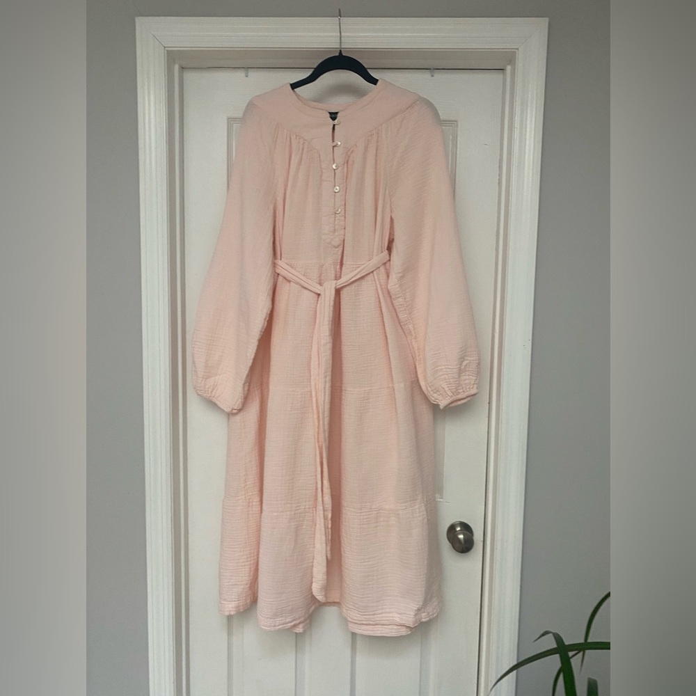 A Pea in the Pod Pink Long-Sleeve Maternity Dress Size Medium